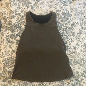 Vuori pose plyo tank - medium